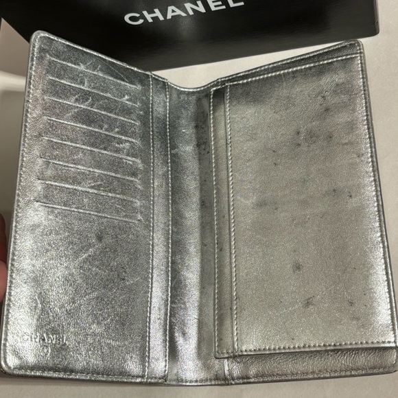 CHANEL SILVER METALLIC CHARMS WALLET W/BOX - Picture 10 of 17
